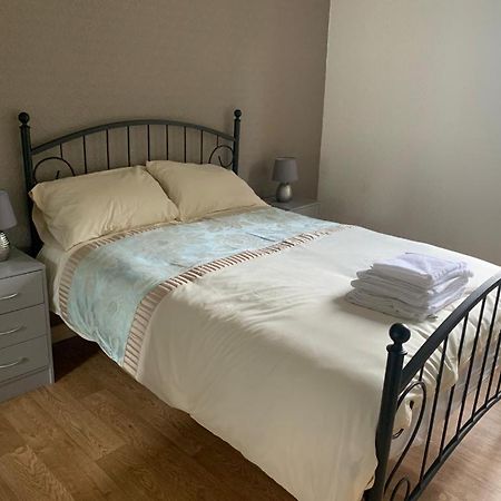 2 Bedroom Central Apartment Edinburgh Bagian luar foto